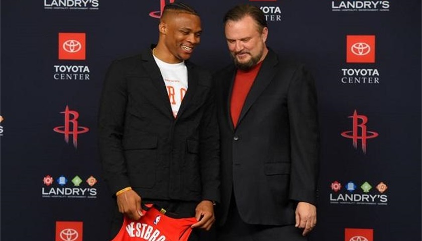 马竞以顽强毅力赢得三分（马竞凭借顽强斗志全取三分）