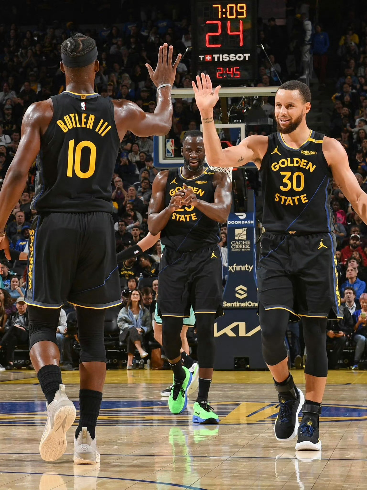 韩K2联半场：金承燮、伊塔洛破门，济州总比分3-0水原（K2联赛半场：金承燮、伊塔洛建功，济州总比分3-0领先水原）