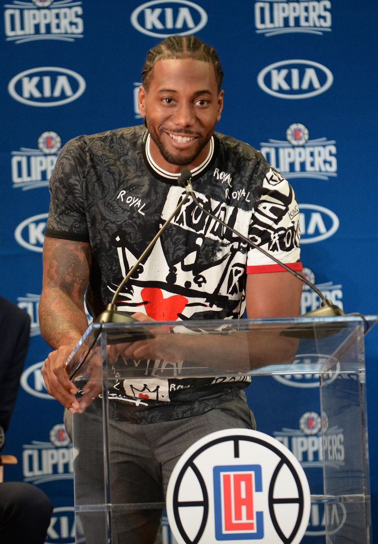 国安客战河内：3外援PK6外援，塞鸟、吴少聪首发，法比奥出战（客战河内，国安3外援对决6外援：塞鸟、吴少聪先发，法比奥亮相）