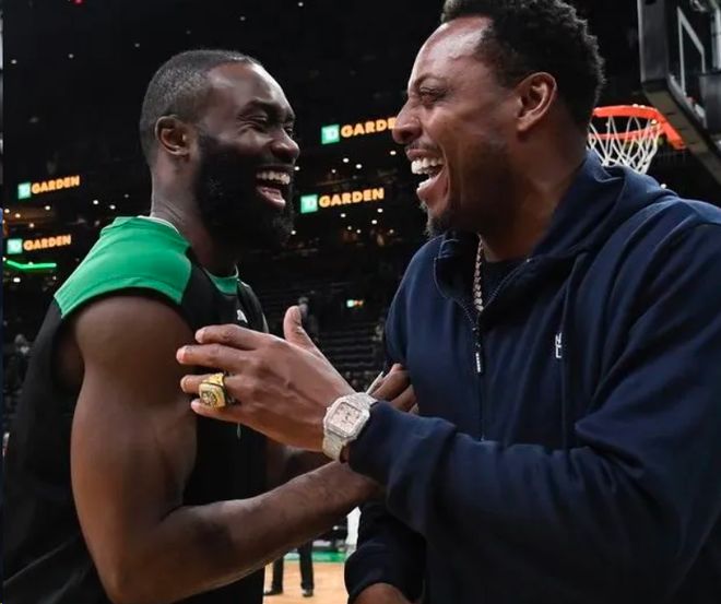 英超积分榜：曼城只差枪手2分 切尔西掉队埃弗顿坐火箭（英超榜单更新：曼城距阿森纳仅2分，切尔西掉队，埃弗顿飙升）